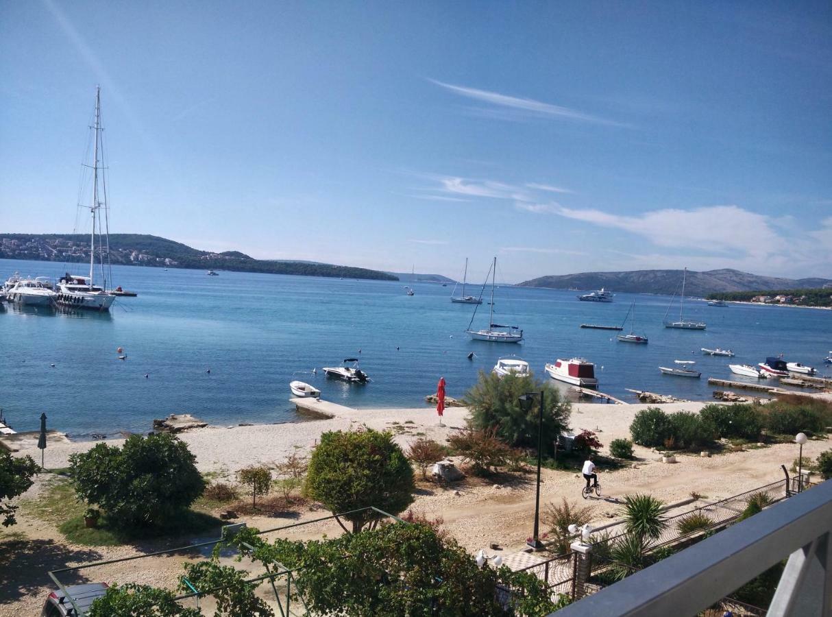 Gina * Trogir