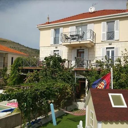 Apartments Gina Trogir Exterior photo