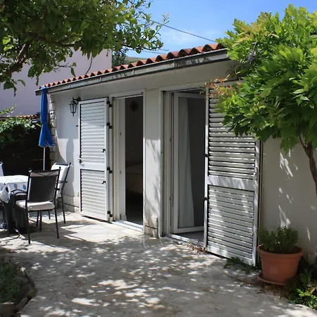 Apartments Gina Trogir Exterior photo
