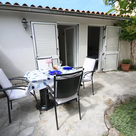 Apartments Gina Trogir Exterior photo