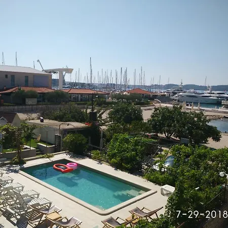 Apartments Gina Trogir Exterior photo